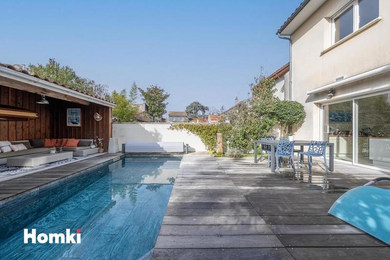 Maison - 134 m² - 6 pièces