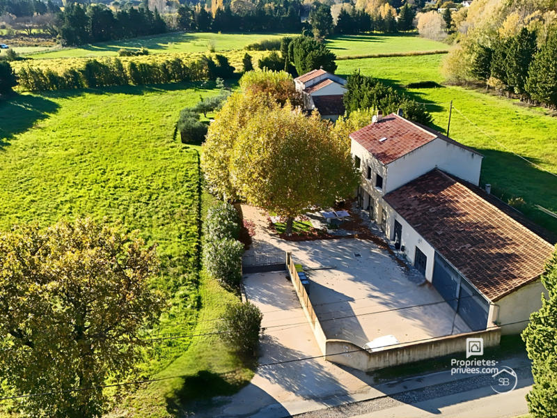 Maison - 211 m² - 9 pièces