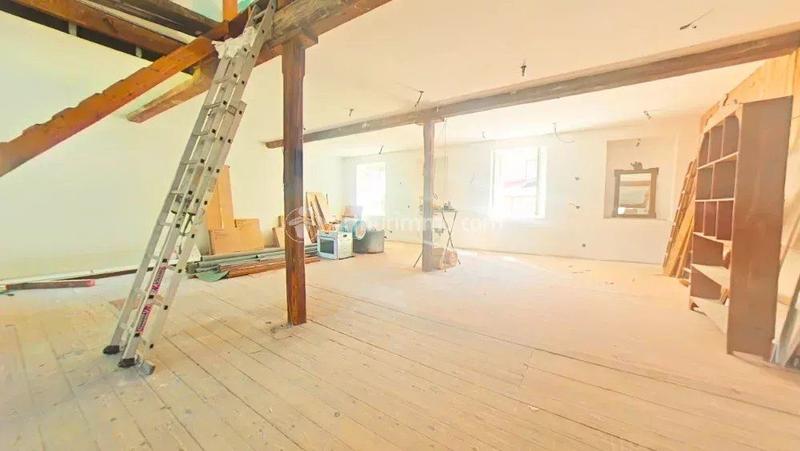 Maison - 268 m² - 7 pièces