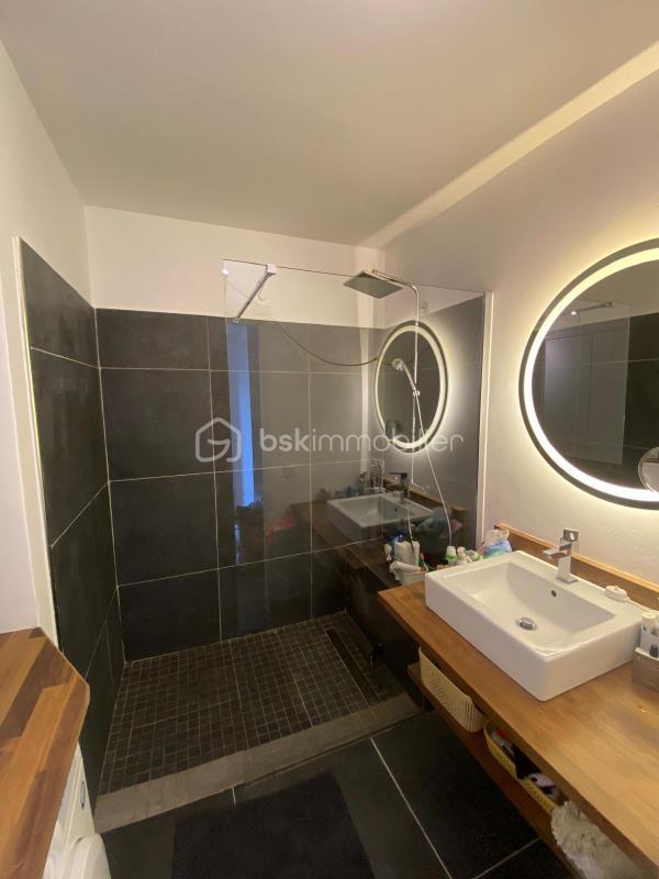 Appartement - 85 m² - 4 pièces