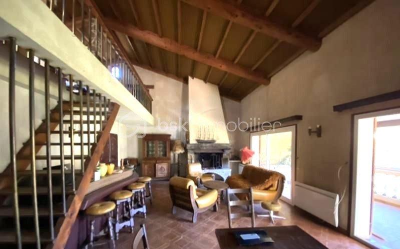 Demeure - 410 m² - 14 pièces