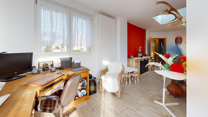 Maison - 251 m² - 6 pièces