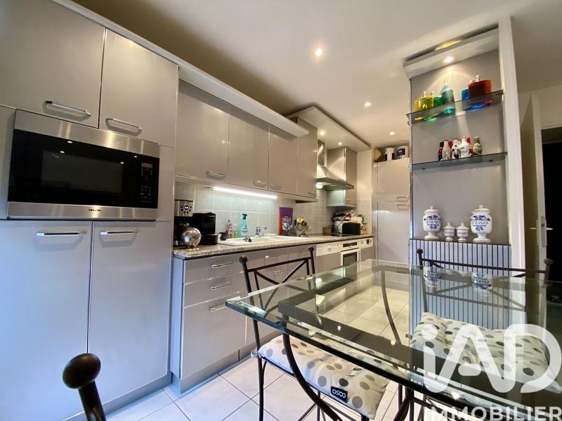 Appartement - 81 m² - 4 pièces