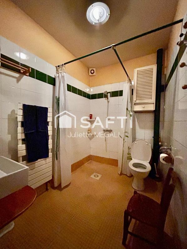 Maison - 170 m² - 9 pièces