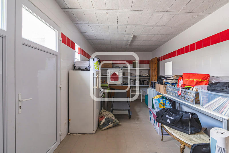 Maison - 192 m² - 6 pièces