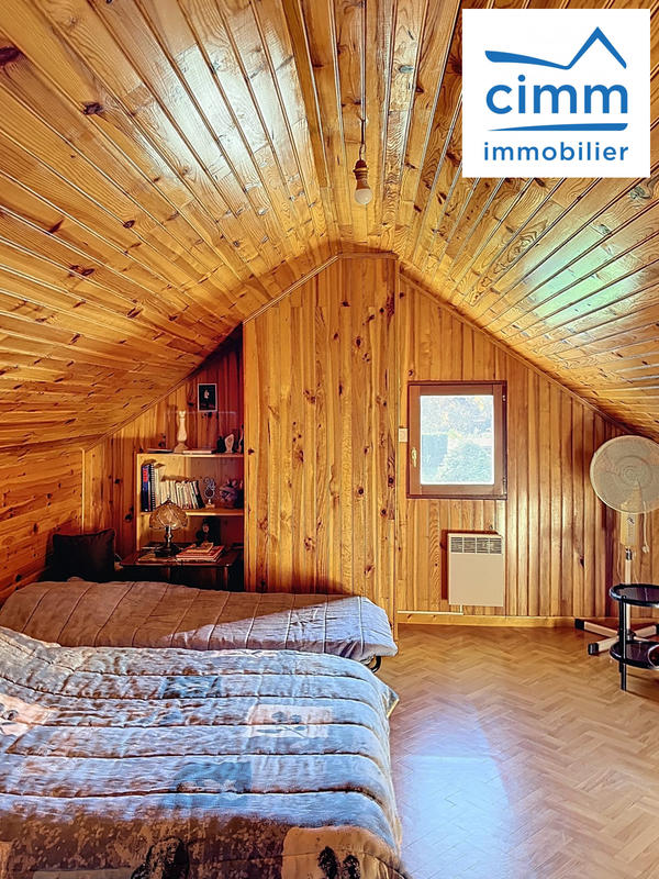 Maison - 95 m² - 5 pièces