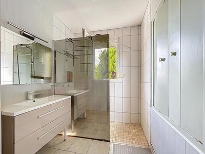 Maison - 106 m² - 5 pièces