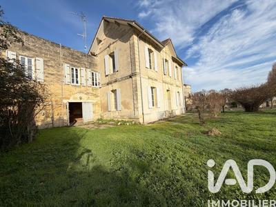 Maison - 179 m² - 8 pièces