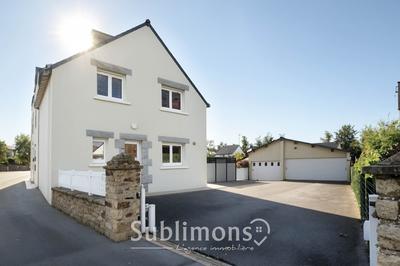 Maison - 160 m² - 8 pièces