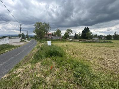Terrain constructible - 2 393 m²