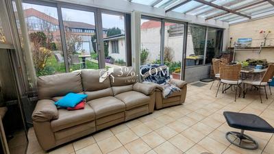 Maison - 111 m² - 5 pièces