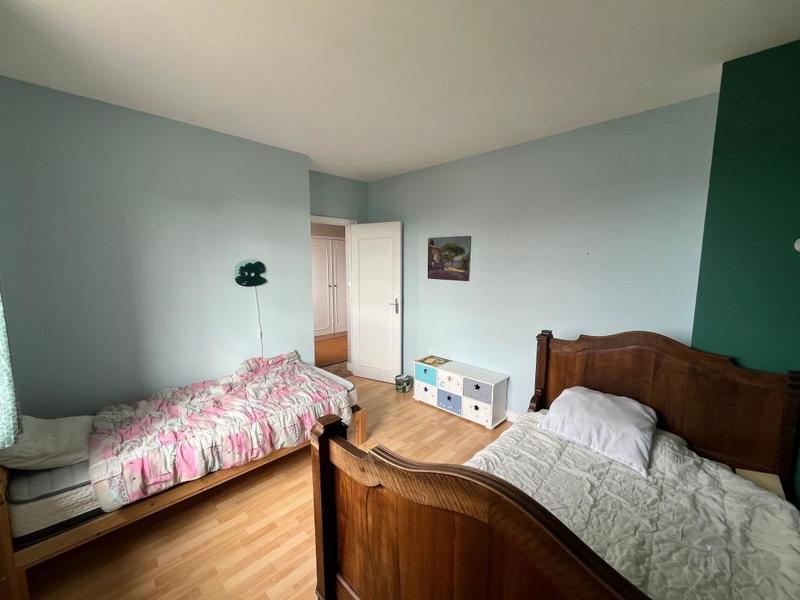 Maison - 159 m² - 7 pièces