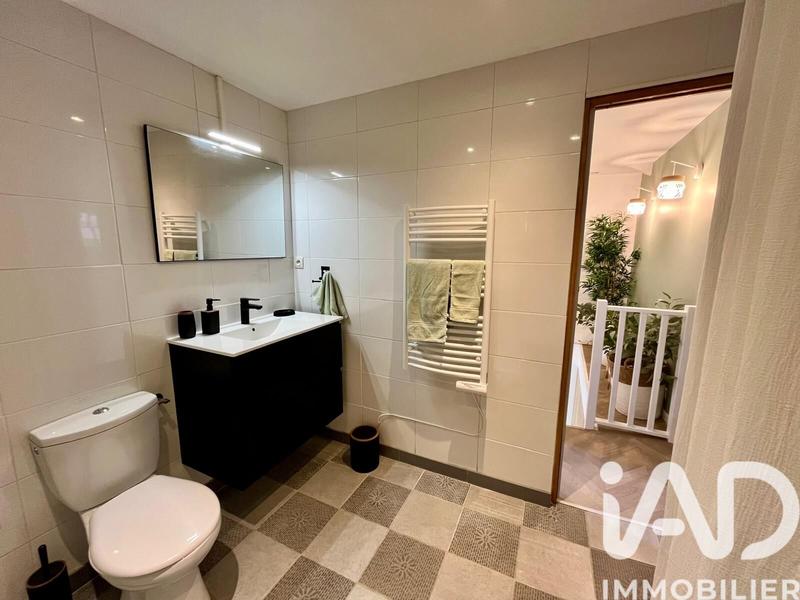 Maison - 187 m² - 7 pièces