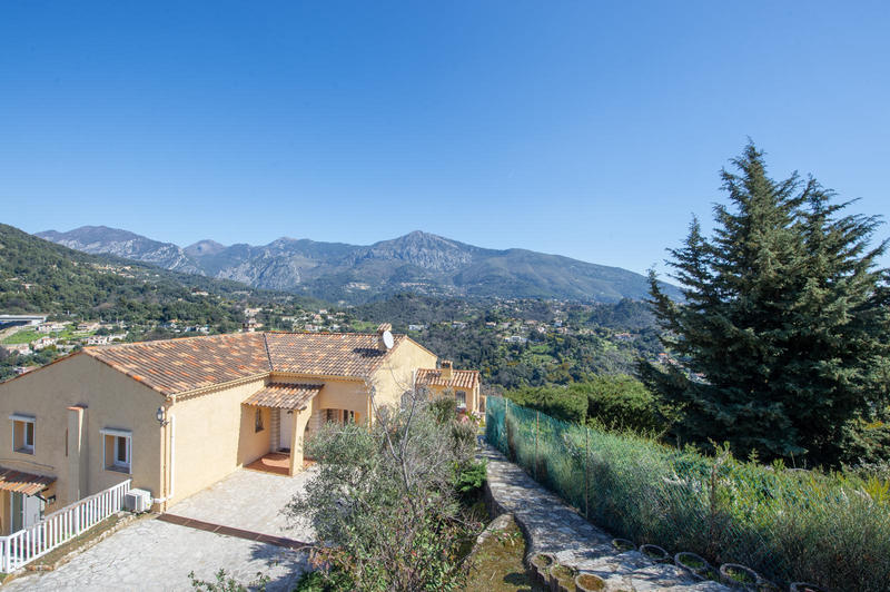 Maison - 151 m² - 5 pièces