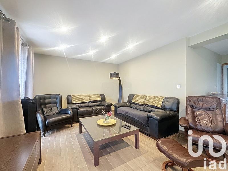 Maison - 187 m² - 7 pièces