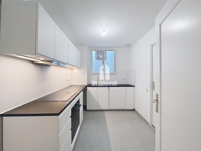 Appartement - 96 m² - 2 pièces