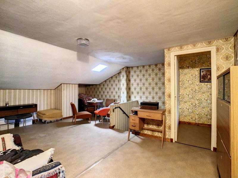 Propriété - 349 m² - 12 pièces