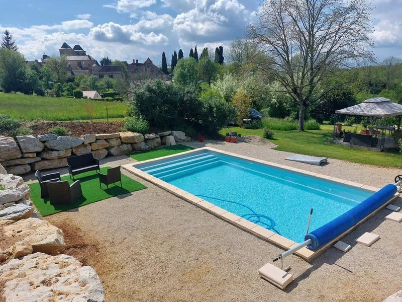 Maison - 180 m² - 7 pièces