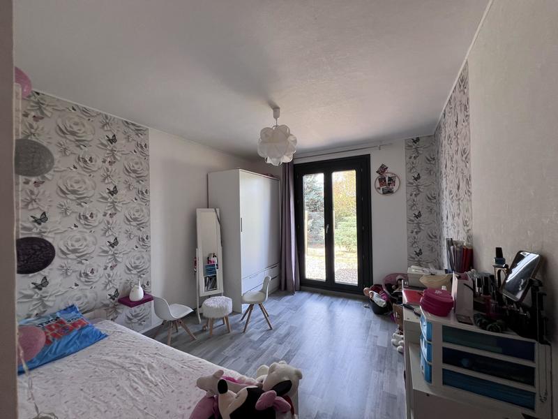 Maison traditionnelle - 100 m² - 5 pièces