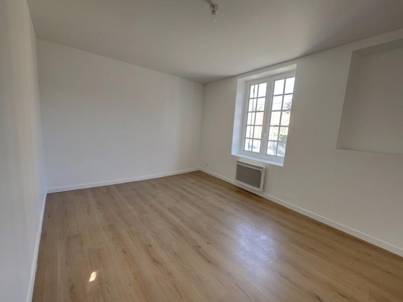 Maison - 150 m² - 8 pièces