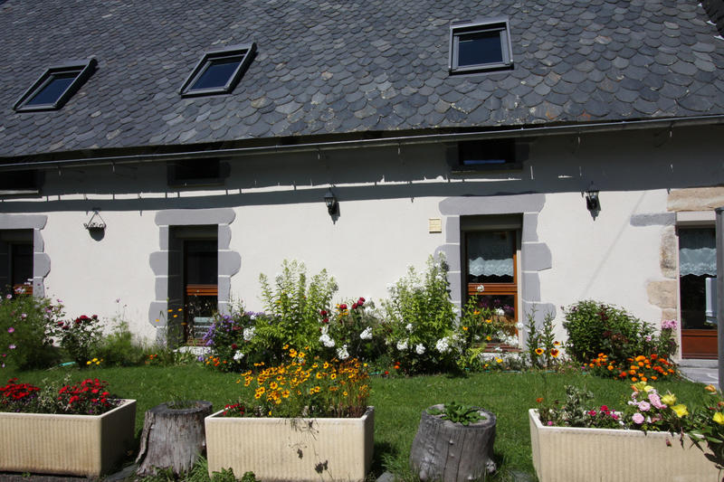 Propriété - 324 m² - 14 pièces