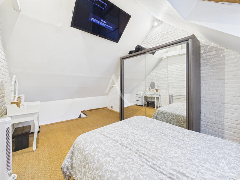 Appartement - 75 m² - 5 pièces