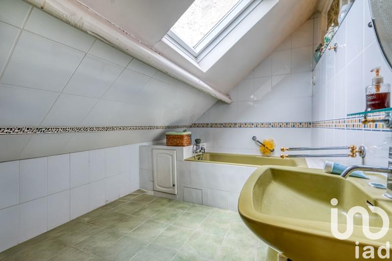 Maison - 200 m² - 8 pièces