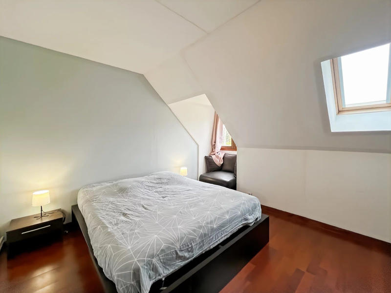 Maison - 104 m² - 6 pièces