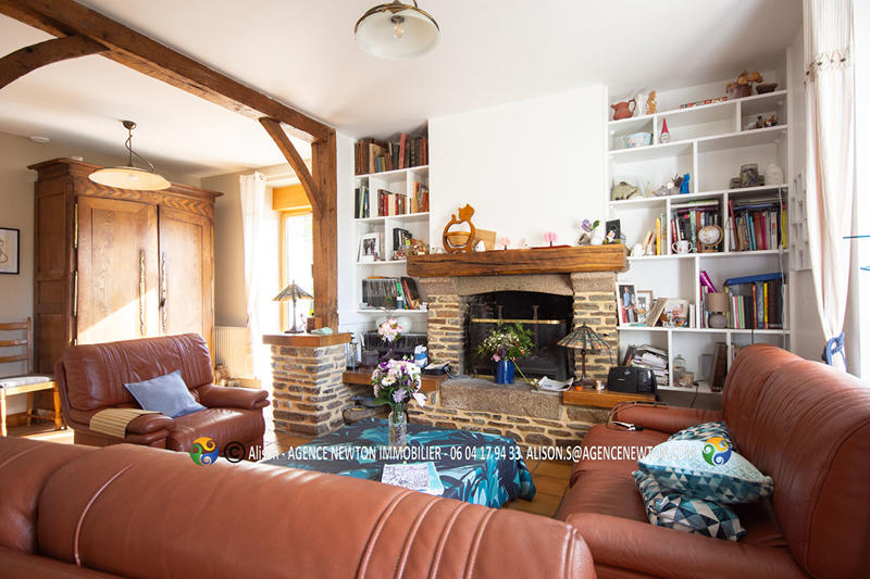 Maison - 176 m² - 7 pièces