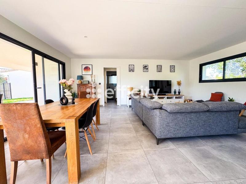 Maison - 130 m² - 4 pièces