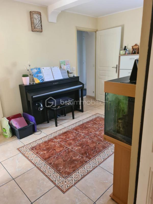 Maison - 151 m² - 8 pièces