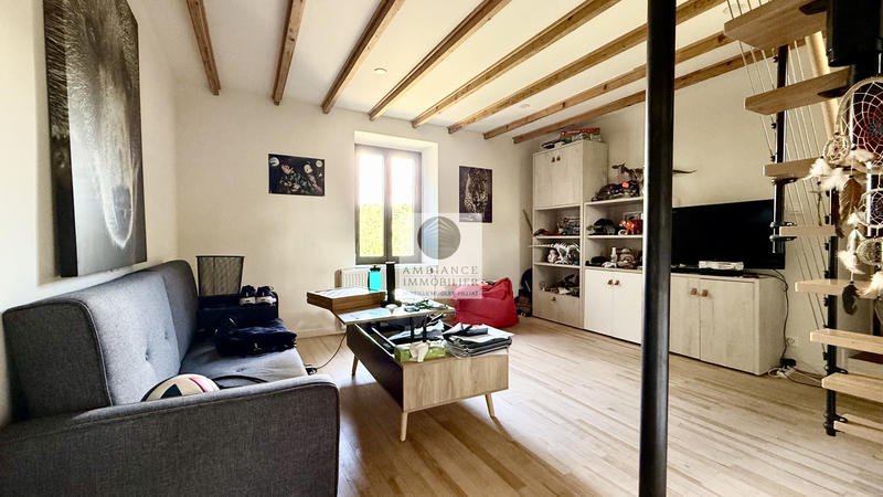 Maison - 280 m² - 9 pièces