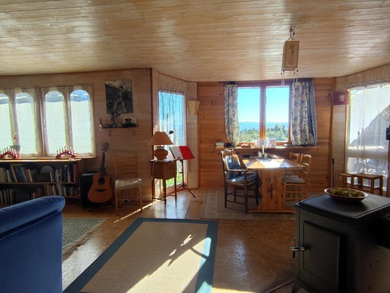 Maison de bois - 187 m² - 6 pièces