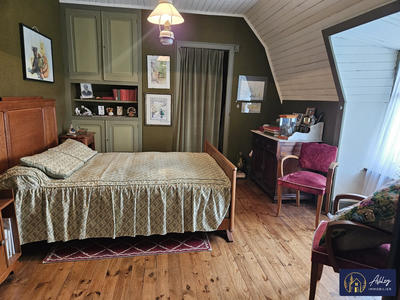 Maison ancienne - 218 m² - 7 pièces