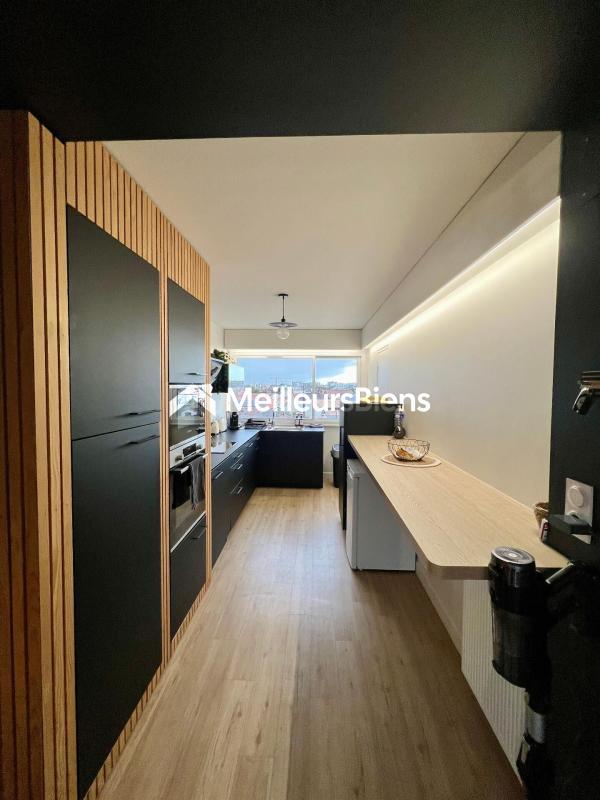 Appartement - 84 m² - 5 pièces