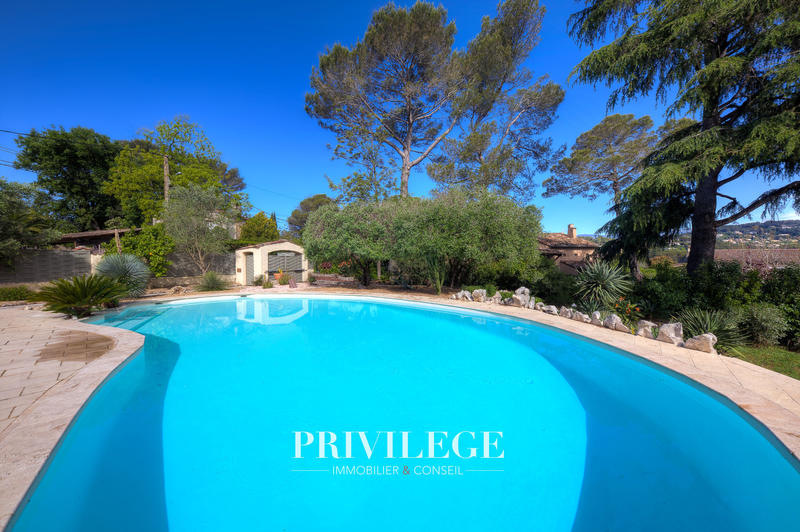 Villa - 170 m² - 7 pièces