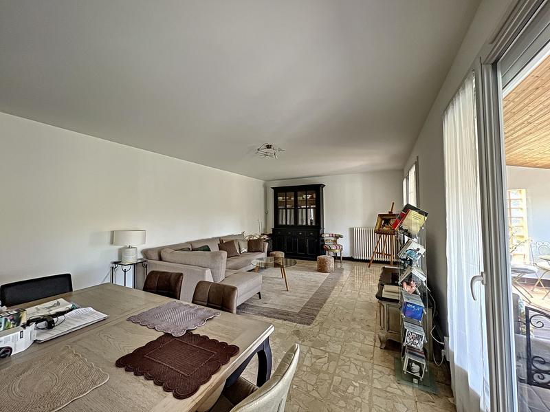 Maison - 208 m² - 6 pièces