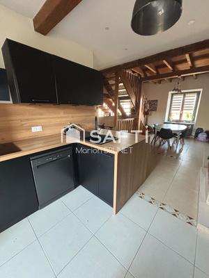 Maison - 175 m² - 9 pièces