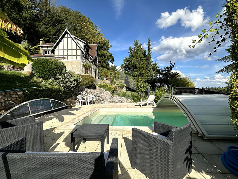 Maison - 138 m² - 6 pièces