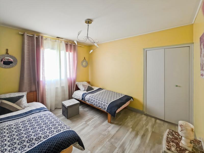 Maison - 157 m² - 7 pièces