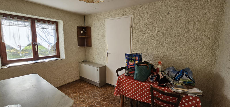 Maison - 122 m² - 8 pièces