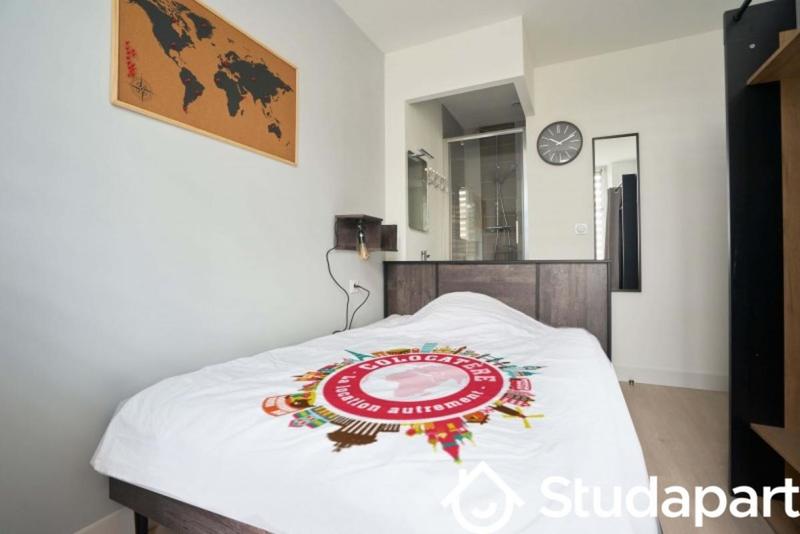 Chambre - 9 m² - 1 pièce