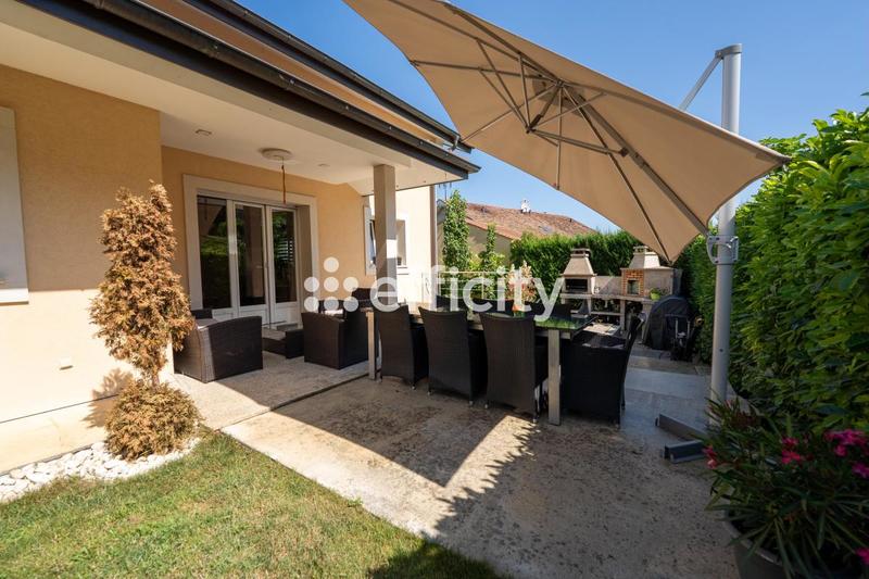 Maison - 175 m² - 6 pièces