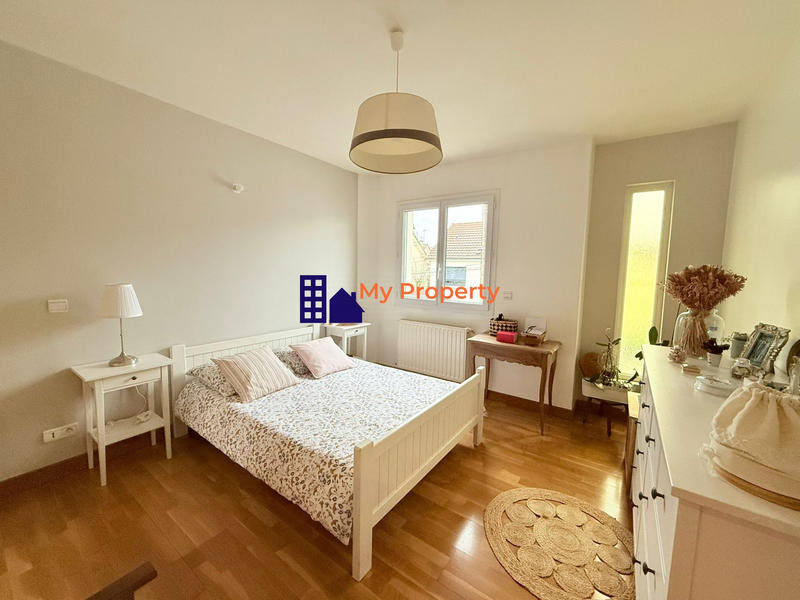 Villa - 140 m² - 6 pièces