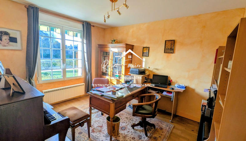 Maison - 192 m² - 11 pièces