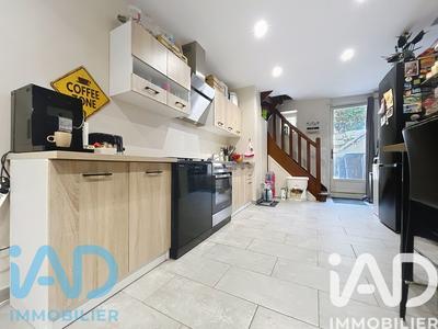 Maison de ville - 73 m² - 3 pièces