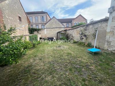 Maison ancienne - 181 m² - 7 pièces