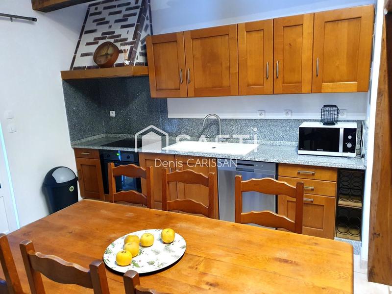 Maison - 316 m² - 13 pièces