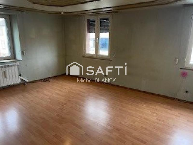 Maison - 240 m² - 10 pièces