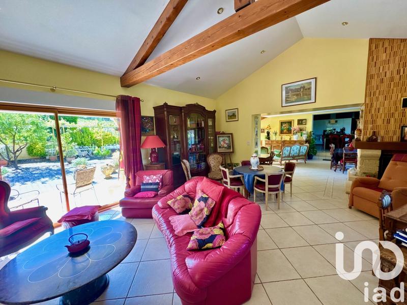 Maison - 345 m² - 10 pièces